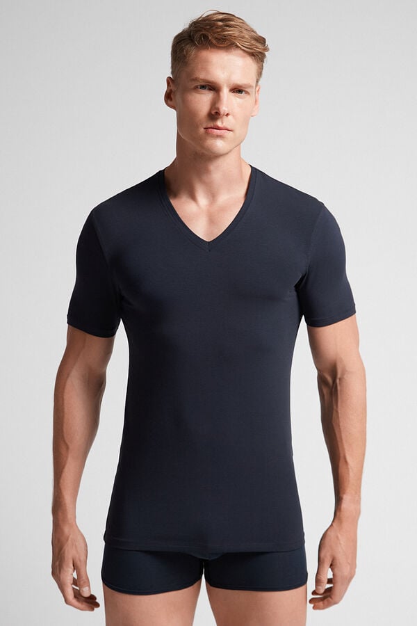 Tricou Intimissimi Stretch Superior Cotton V-Neck Barbati Negrii | POFSKJ-137